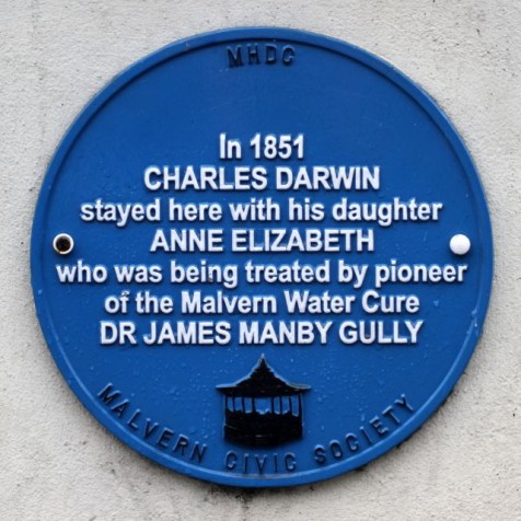 Plaque to Charles and Anne Darwin (Photo:Tim Jones)