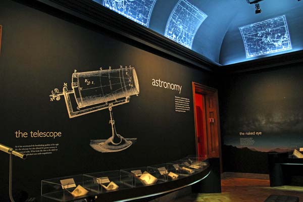 Hale would have approved of the astronomy gallery at the Huntington Library ©Tim Jones