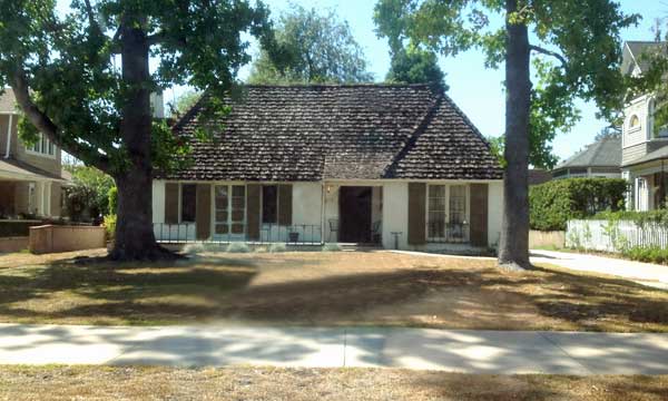 Einstein bungalow Pasadena ©Tim Jones